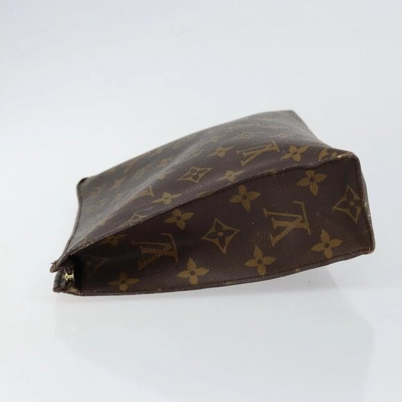 LOUIS VUITTON Monogram Poche Toilette 26 Pouch - Picture 5 of 14